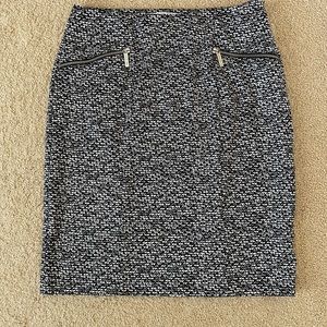 Michael kors black and white pencil skirt- like new!